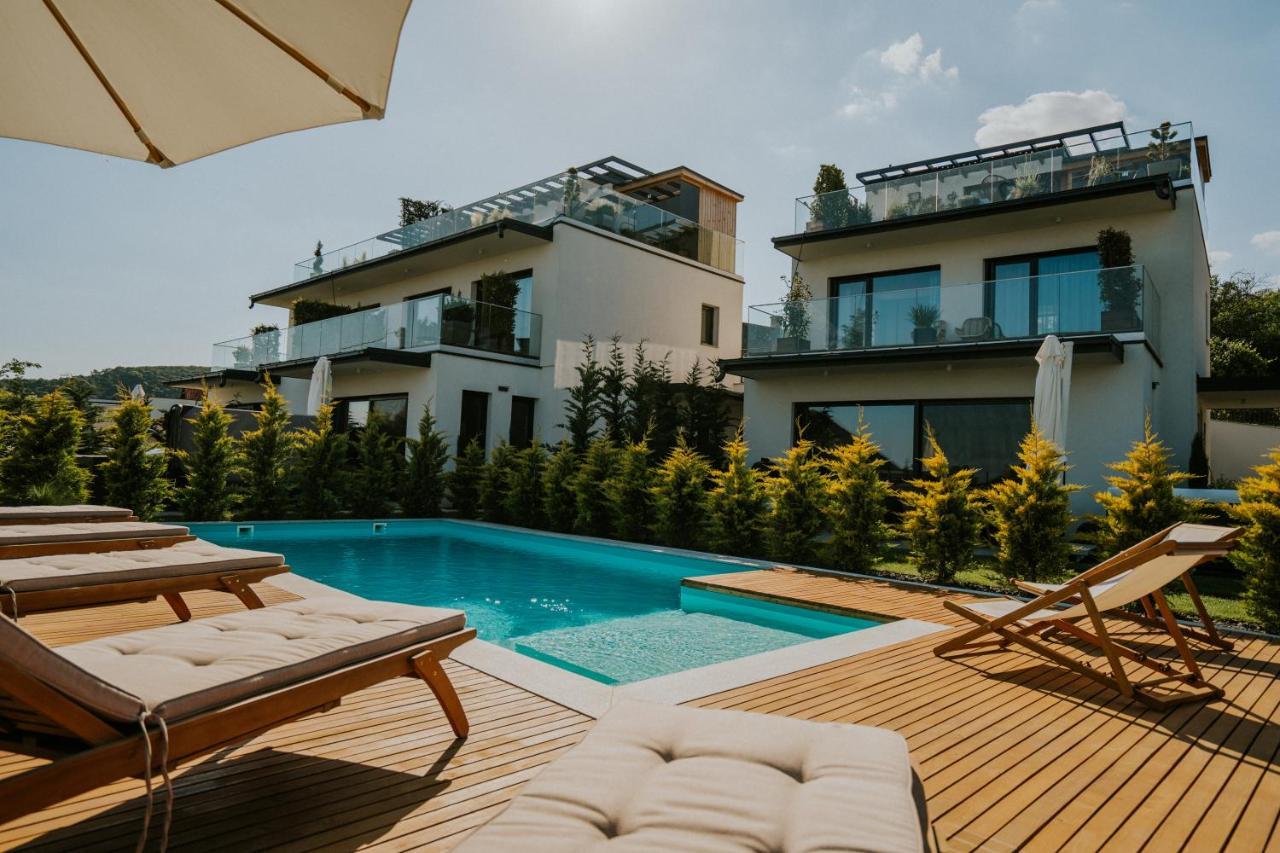 Skyline Resort Balatonalmádi Esterno foto
